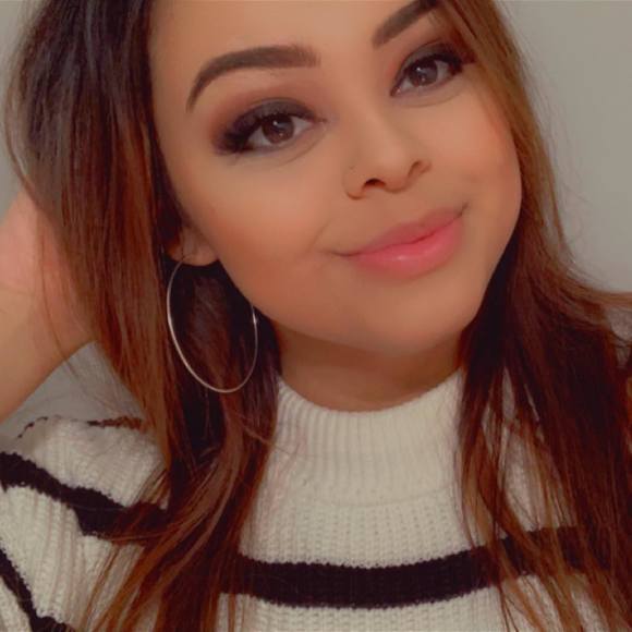 Meet your Posher, Andrea - Picture 1 of 1